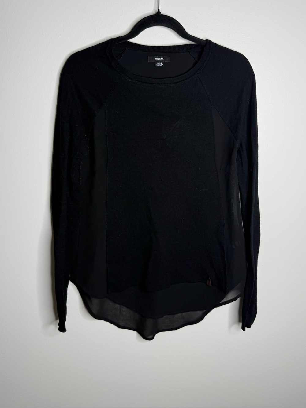 RUDSAK Black Long Sleeve Mixed-Fabric Crewneck Top size xs